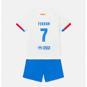 Barcelona Ferran Torres #7 Bortaställ Barn 2023-24 Kortärmad (+ Korta byxor)